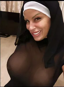 Мила — эротические фото