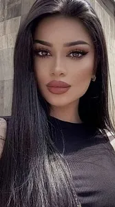 Девушка Ягона, фото и отзывы