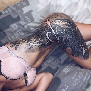 Татуированная Карамель