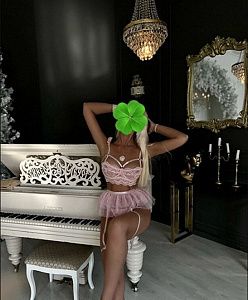 Моника из Новосибирск - интим фото